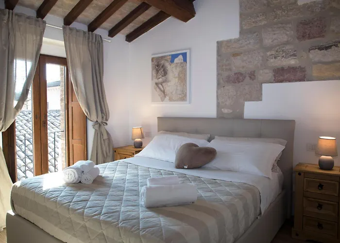 Residenza Porta Perlici Assisi Apartment